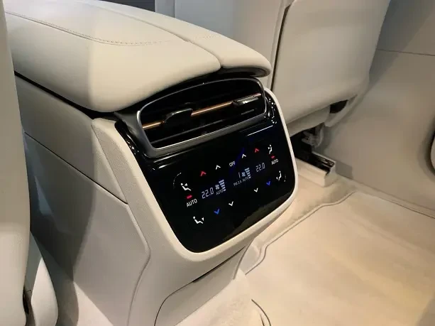 Mercedes-Benz EQS SUV 450 4Matic = Premium = Гаранция, снимка 11 - Автомобили и джипове - 53606433