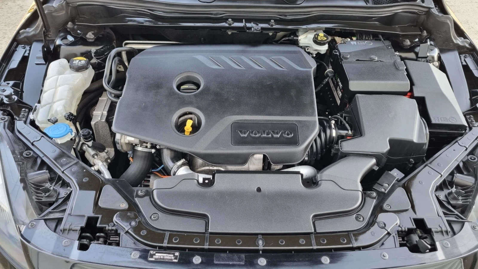 Volvo V40 1.6 114.. | Mobile.bg   16