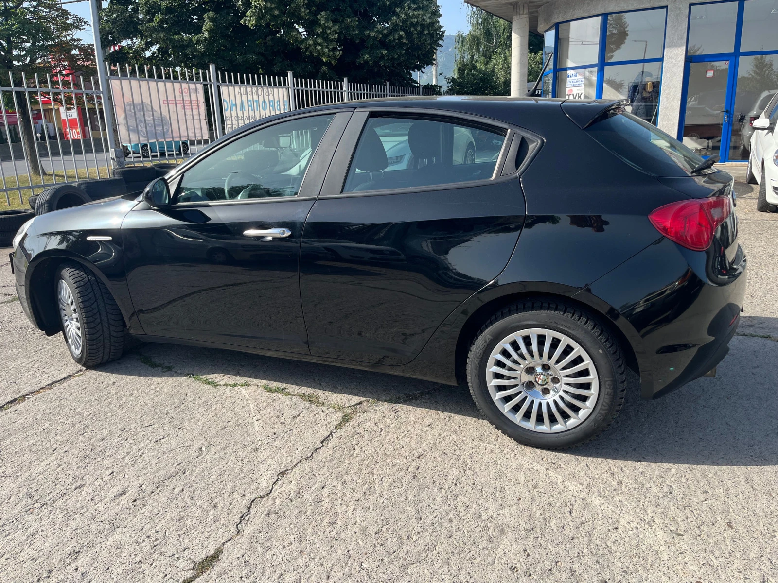 Alfa Romeo Giulietta 1.4 - изображение 6