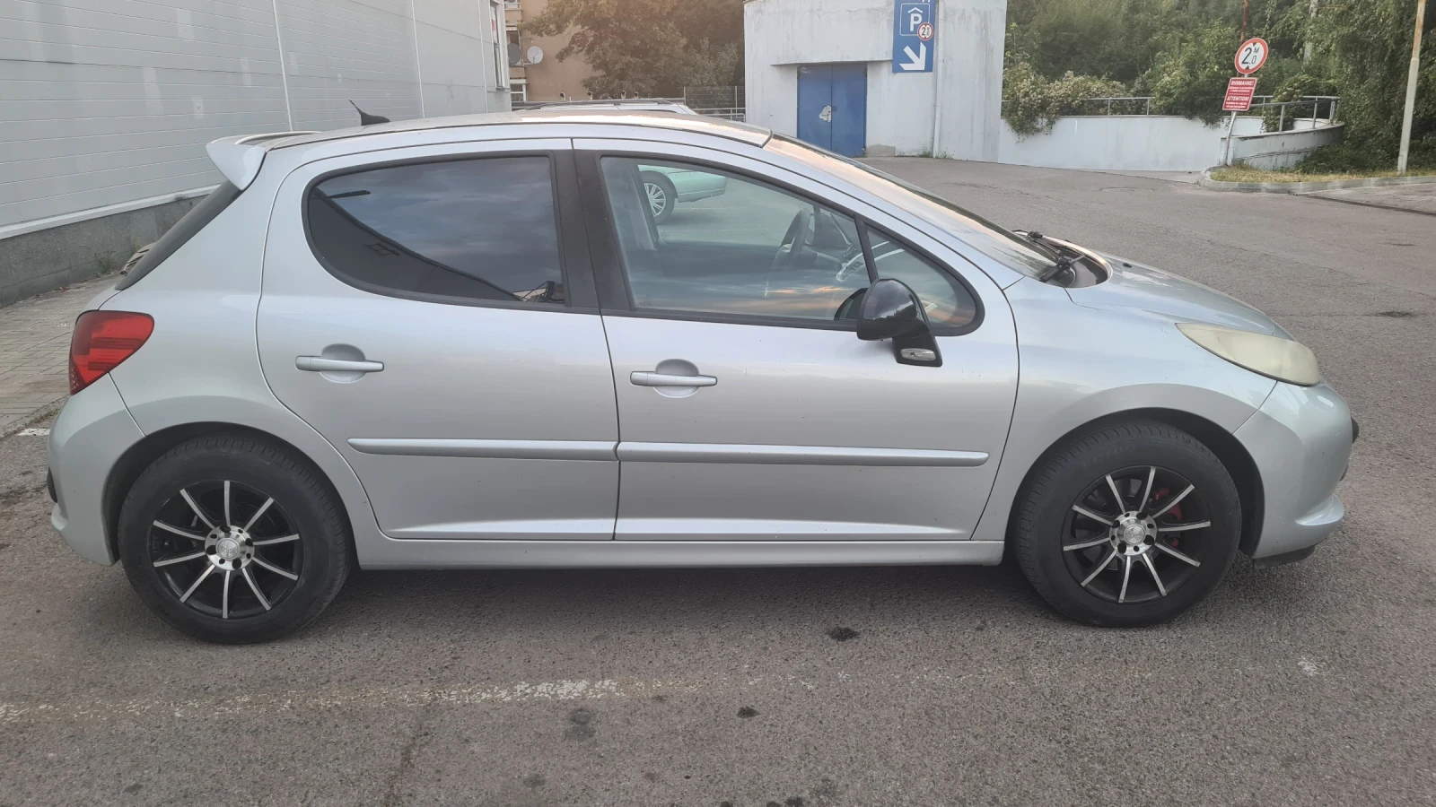 Peugeot 207 1.4 газ  - изображение 6