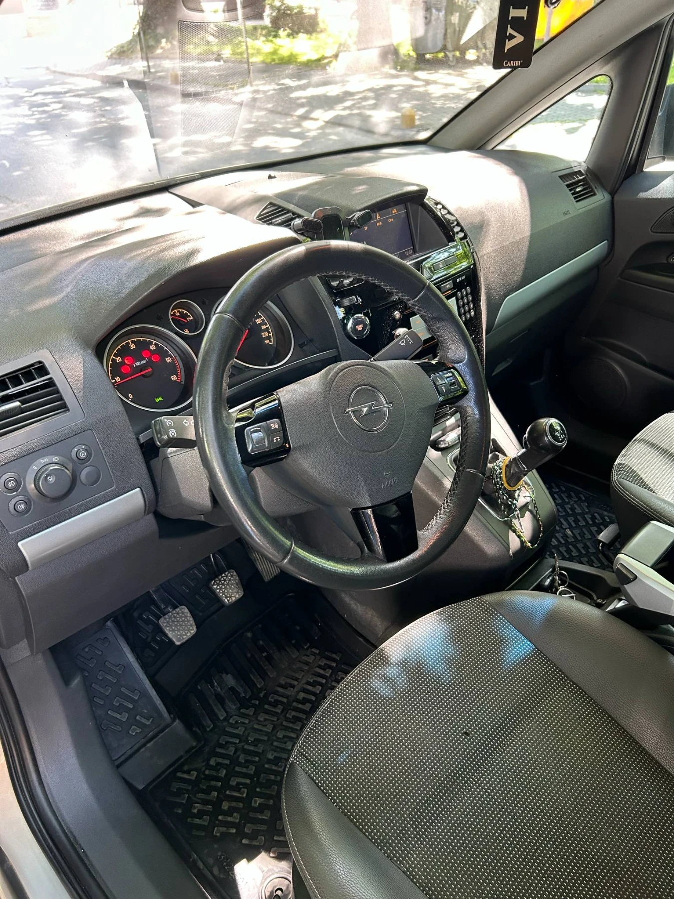 Opel Zafira  - изображение 3