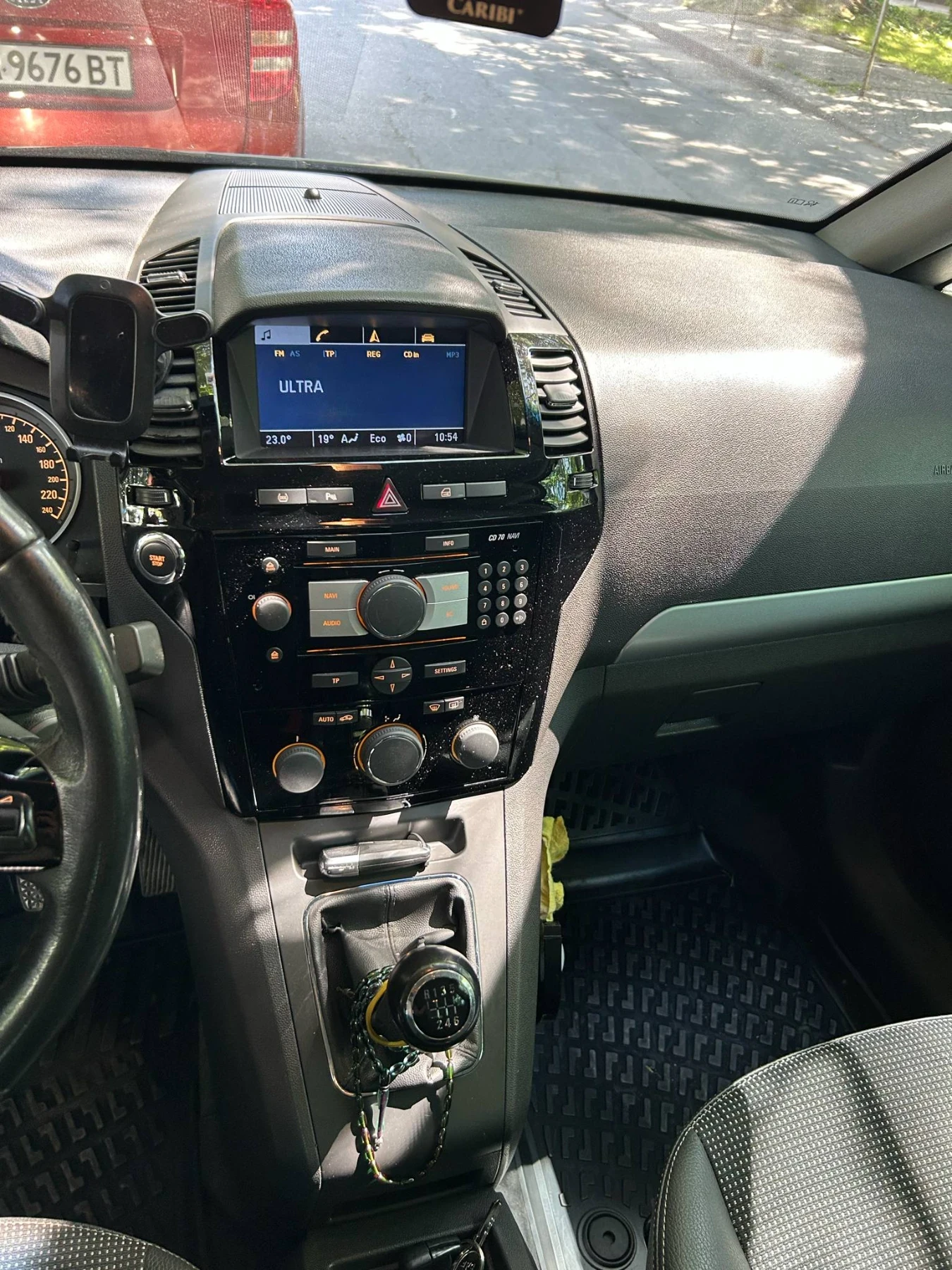Opel Zafira  - изображение 5