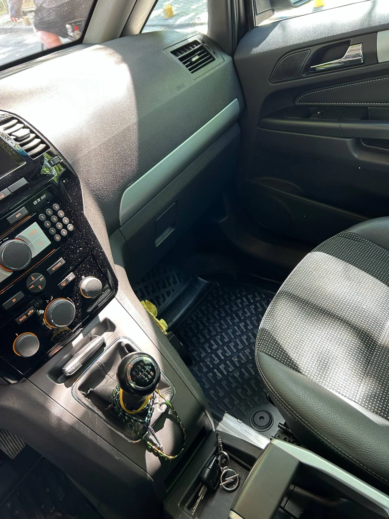 Opel Zafira  - изображение 6