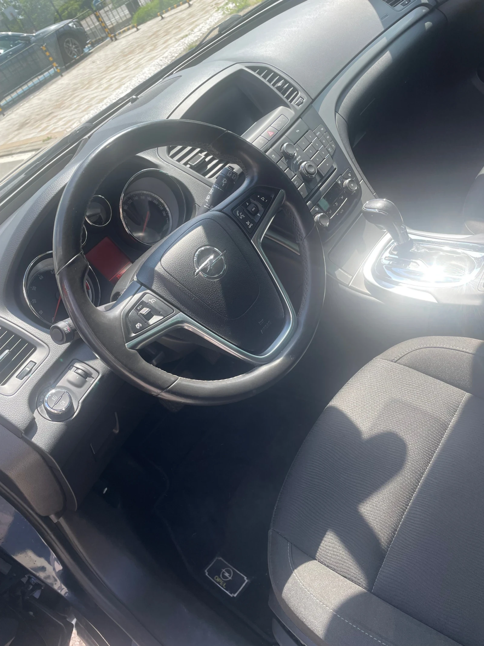 Opel Insignia  - изображение 7