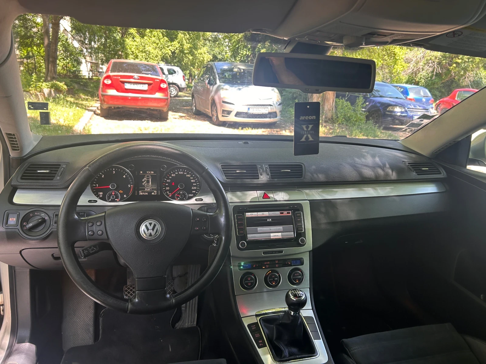 VW Passat  2.0TDI CR (CBBB) Highline/MS Design - изображение 10
