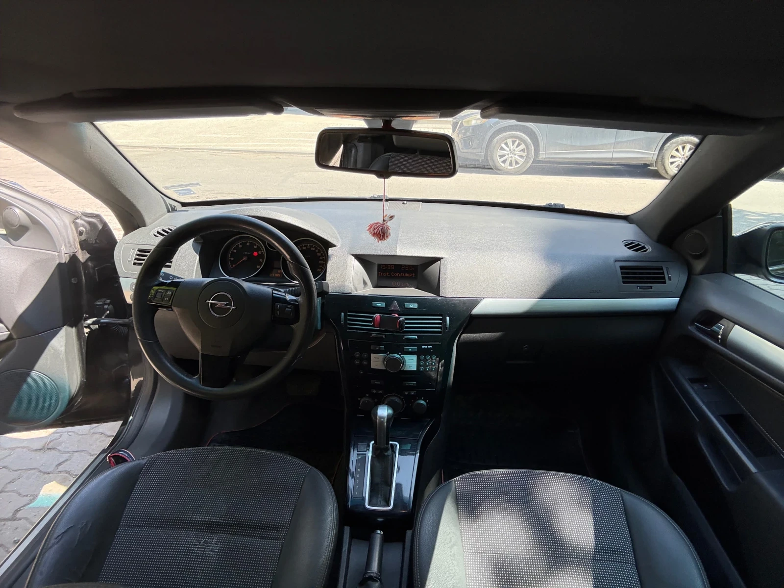 Opel Astra TwinTop бензин/газ - изображение 9