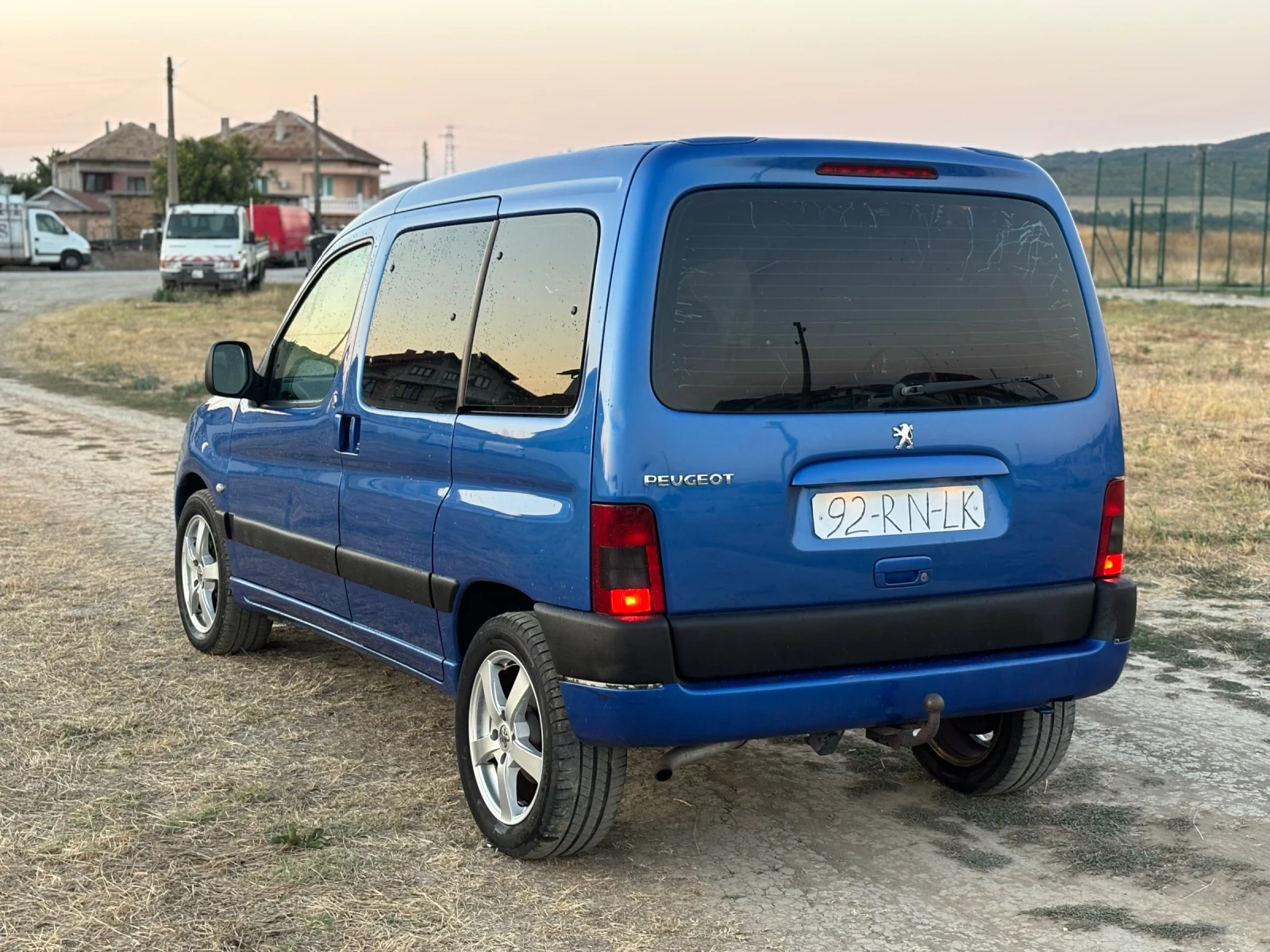 Peugeot Partner 1.6i стария мотор - изображение 4