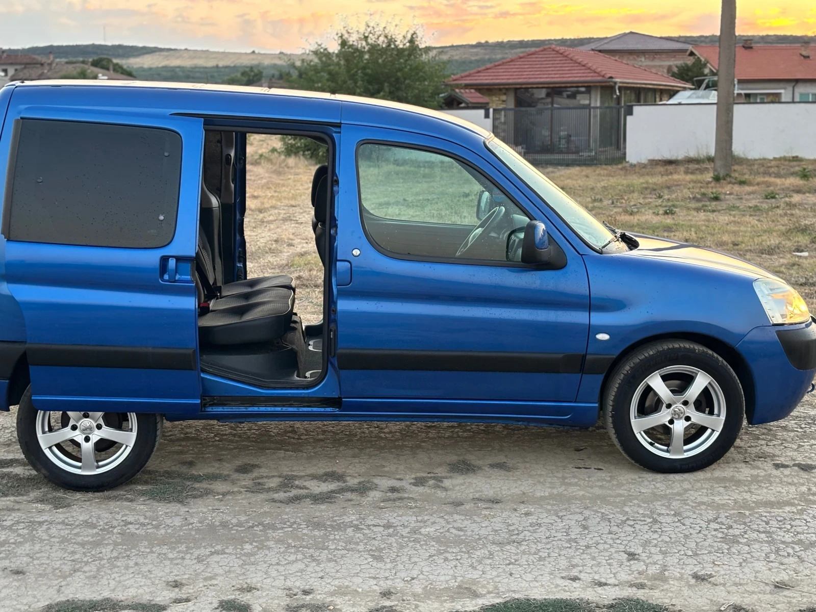 Peugeot Partner 1.6i стария мотор - изображение 6