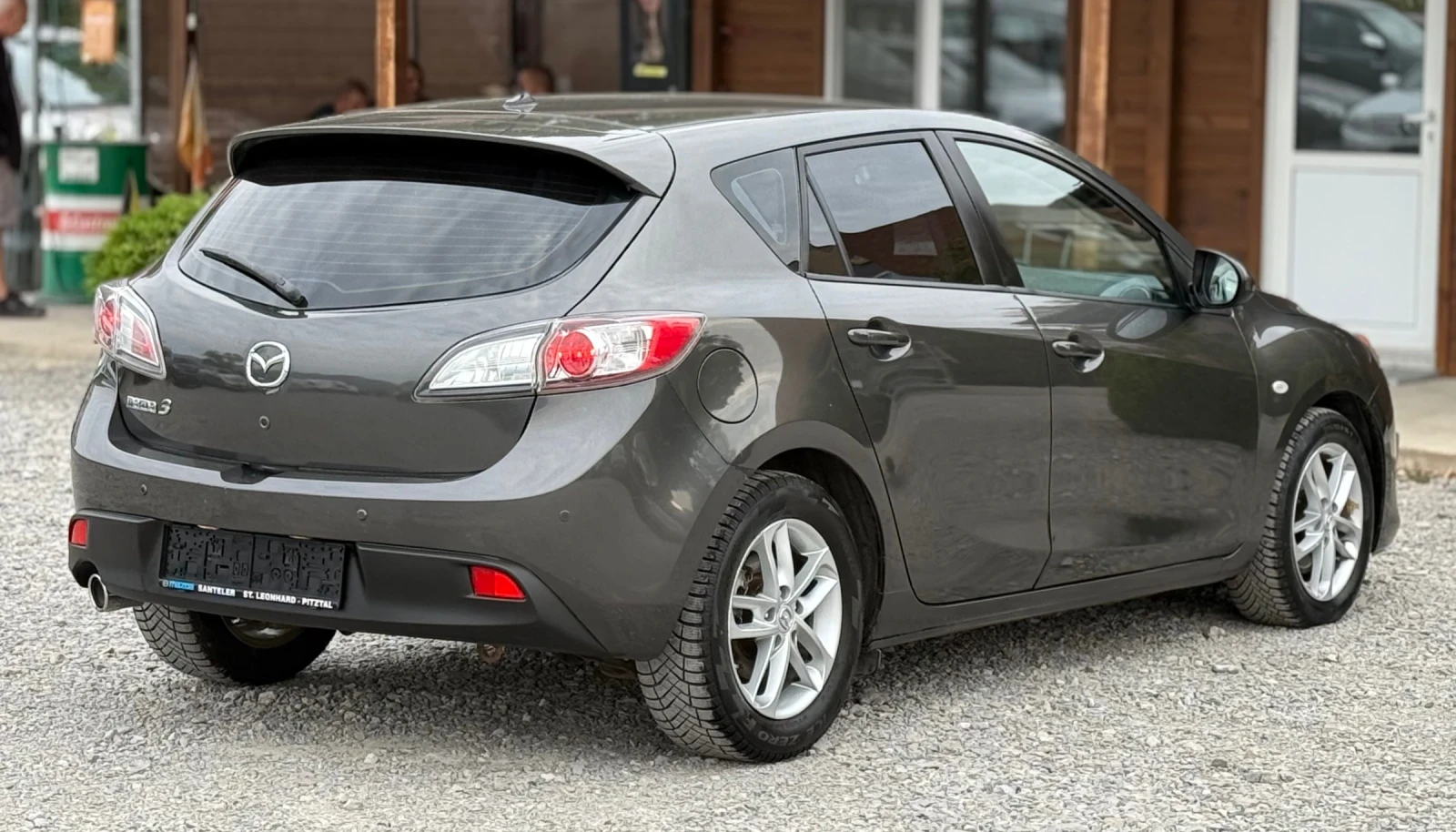Mazda 3 2.2D 150кс * Климатроник*  - изображение 6