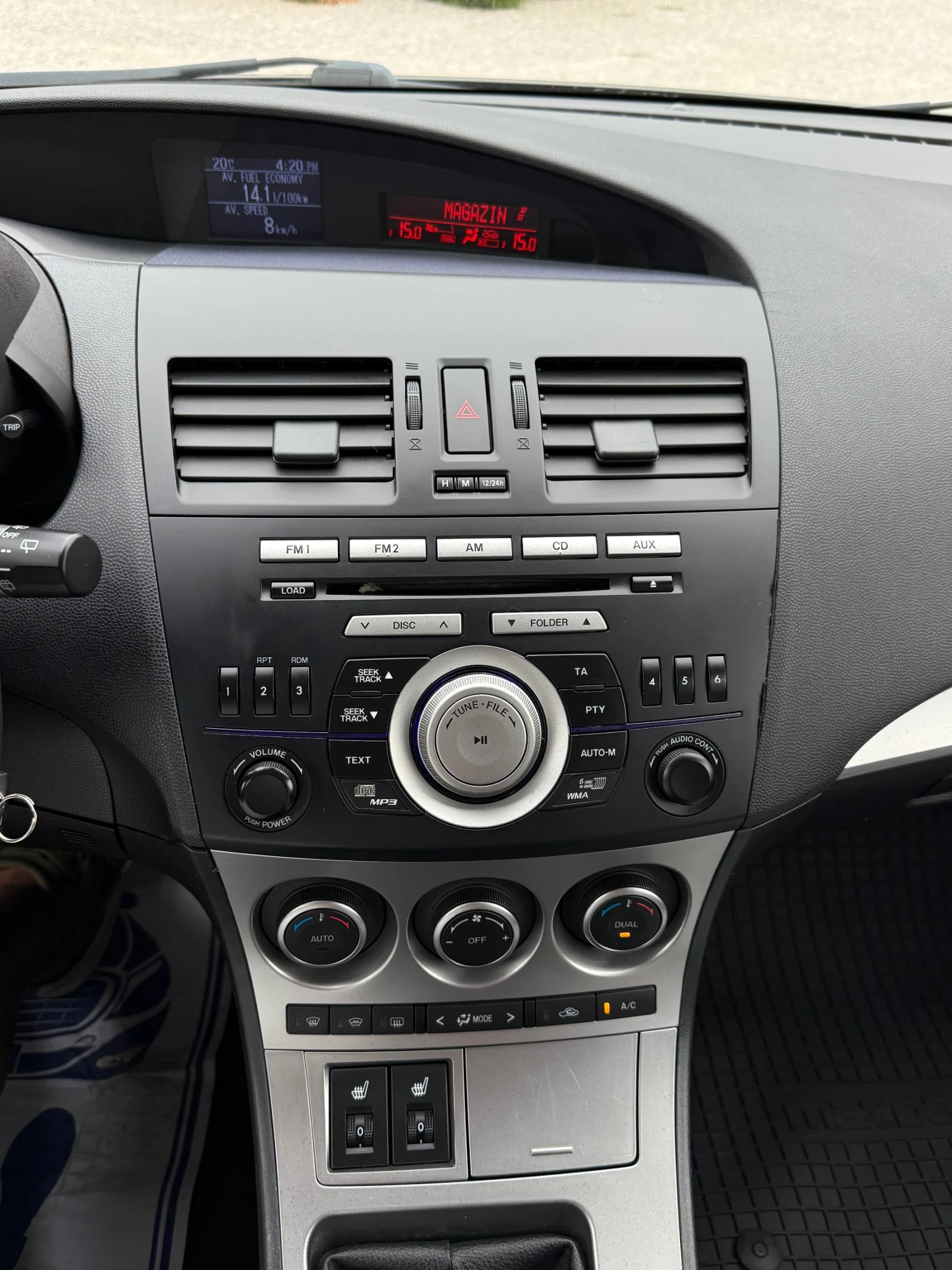 Mazda 3 2.2D 150 * *  | Mobile.bg   15