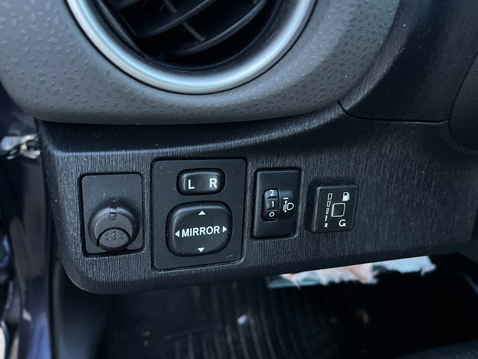 Toyota Yaris 1.3i+ A/C+ LPG/AГУ/GPL | Mobile.bg — изображение 13