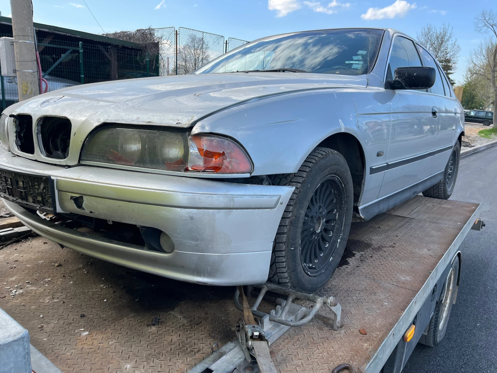 BMW 525 525 TDS, снимка 8 - Автомобили и джипове - 53691983