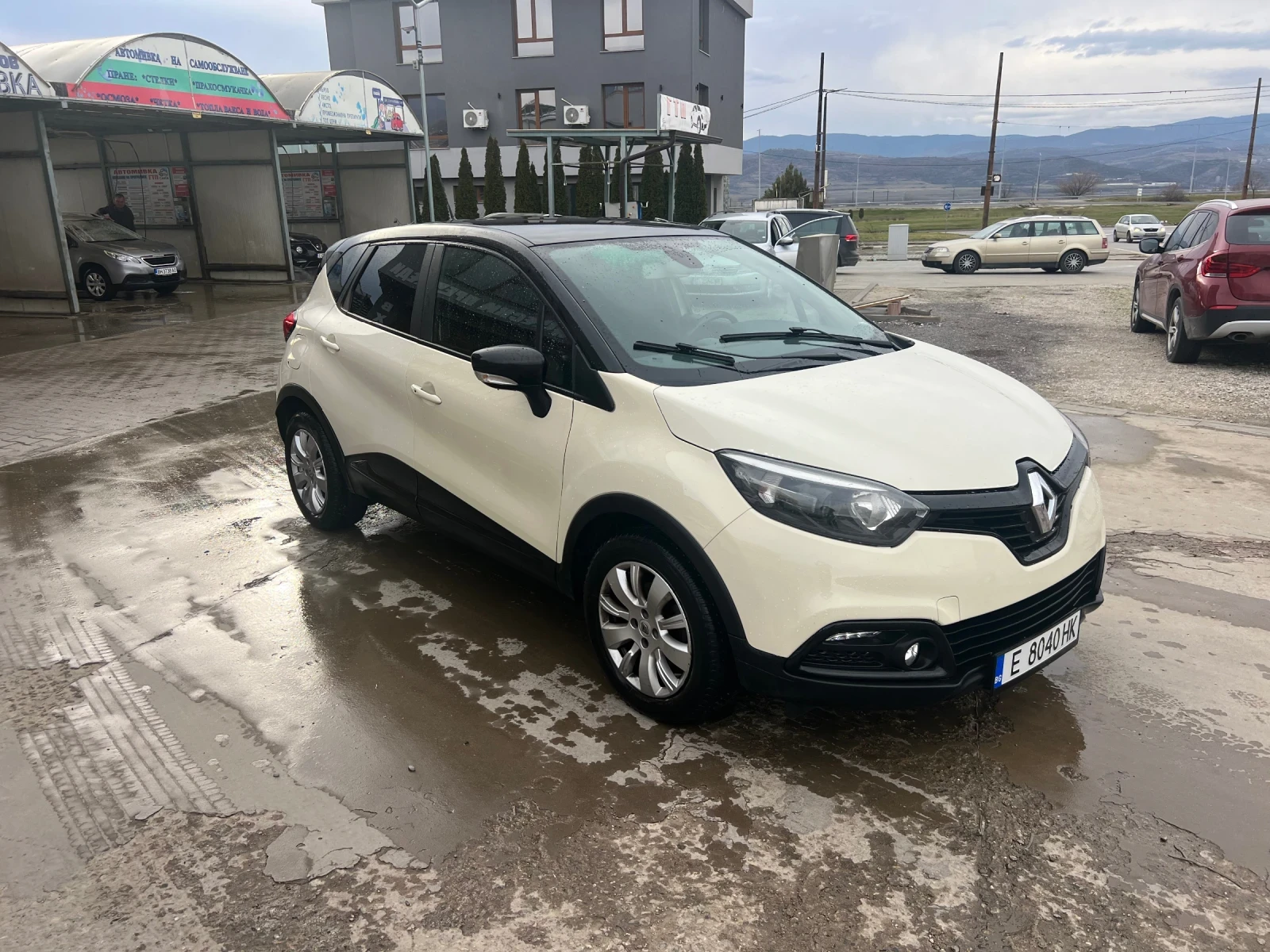 Renault Captur Лека кола - изображение 2