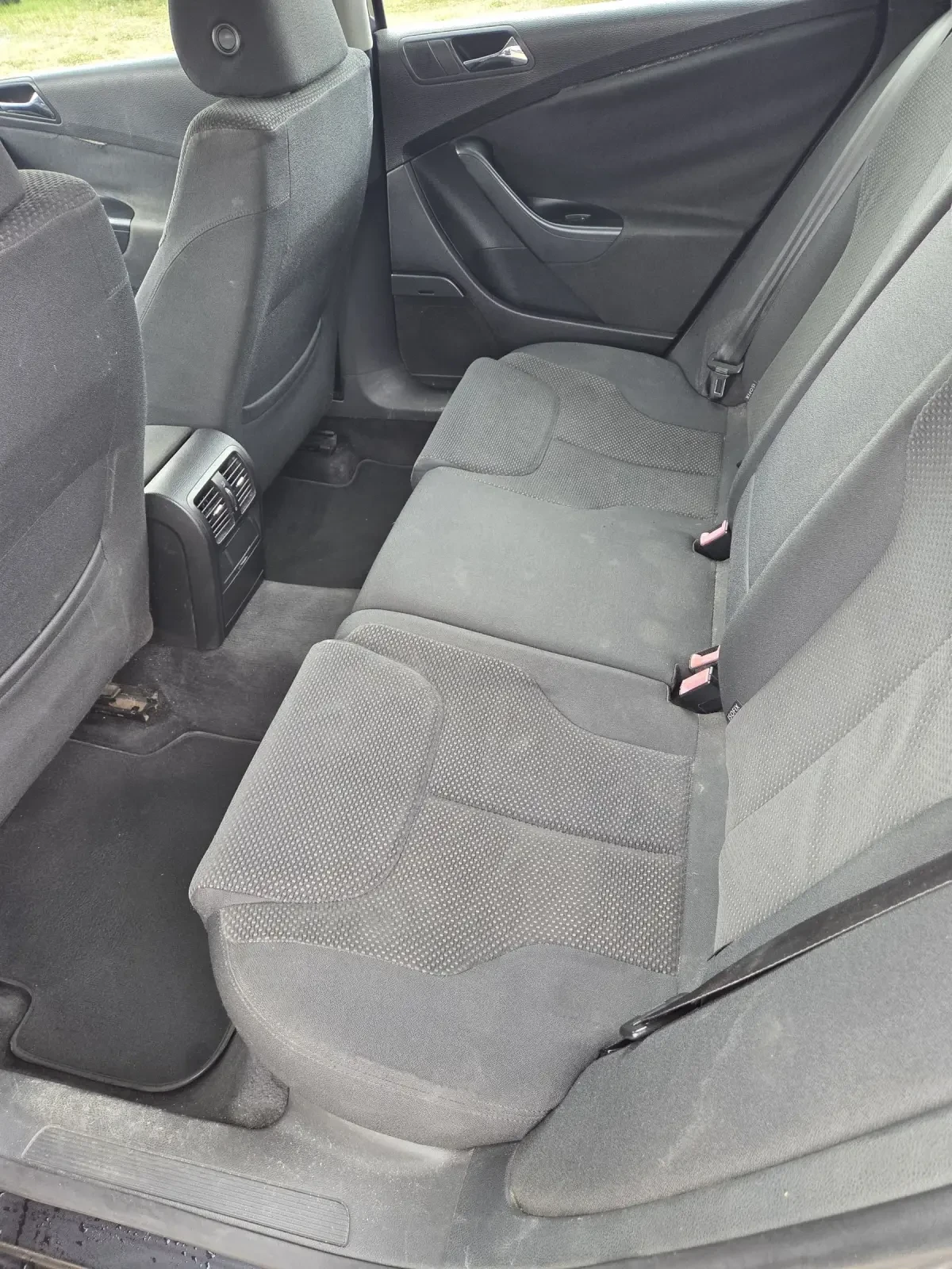VW Passat 2000, снимка 14 - Автомобили и джипове - 54440126