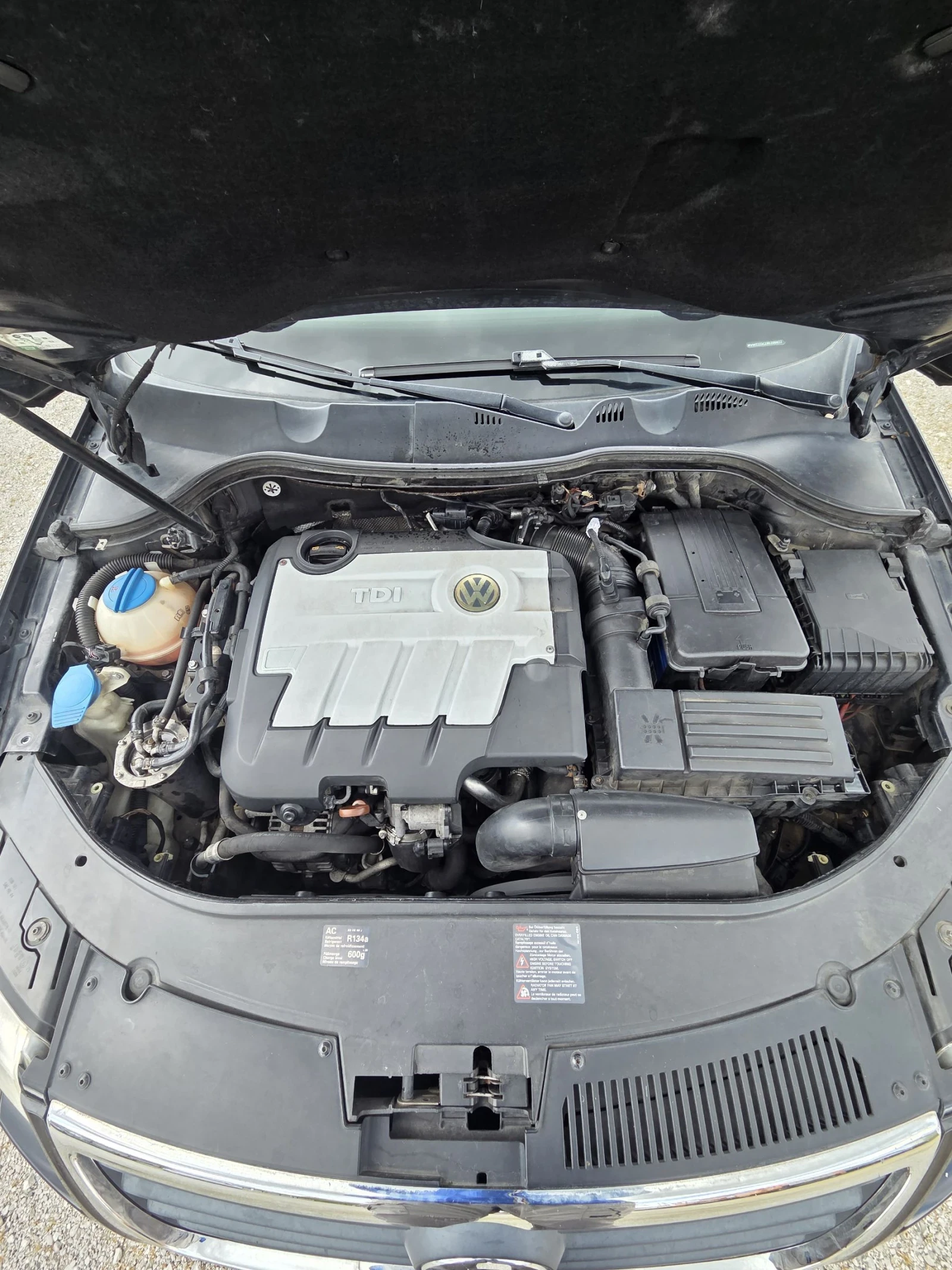 VW Passat 2000, снимка 15 - Автомобили и джипове - 54440126