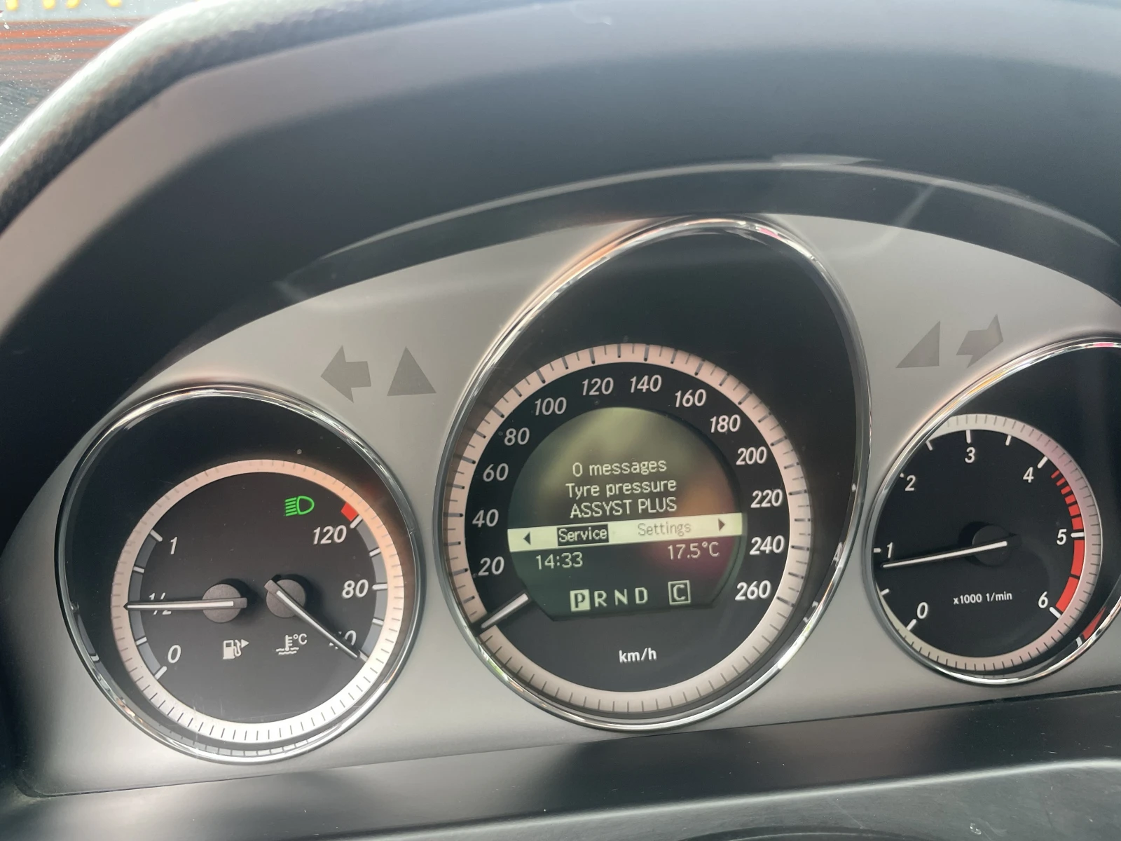 Mercedes-Benz C 220 BlueEfficiency, снимка 9 - Автомобили и джипове - 54582919