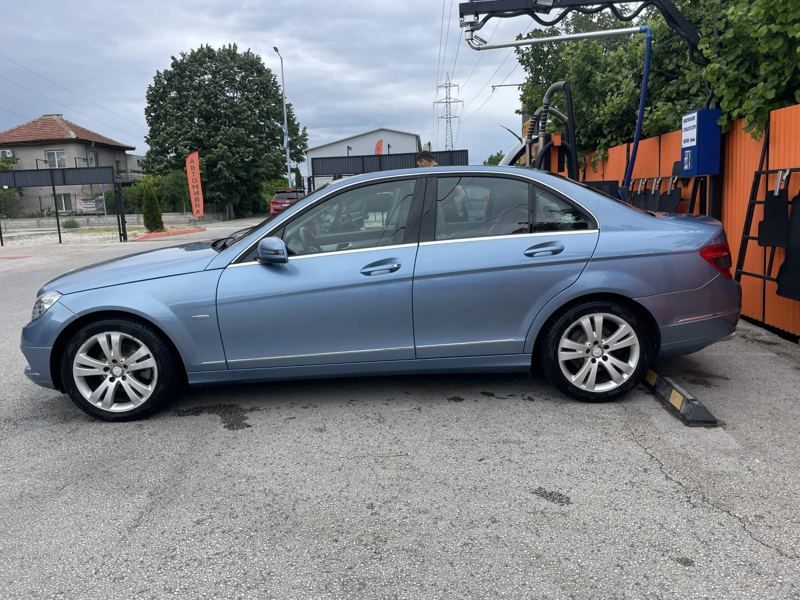Mercedes-Benz C 220 BlueEfficiency, снимка 4 - Автомобили и джипове - 54582919
