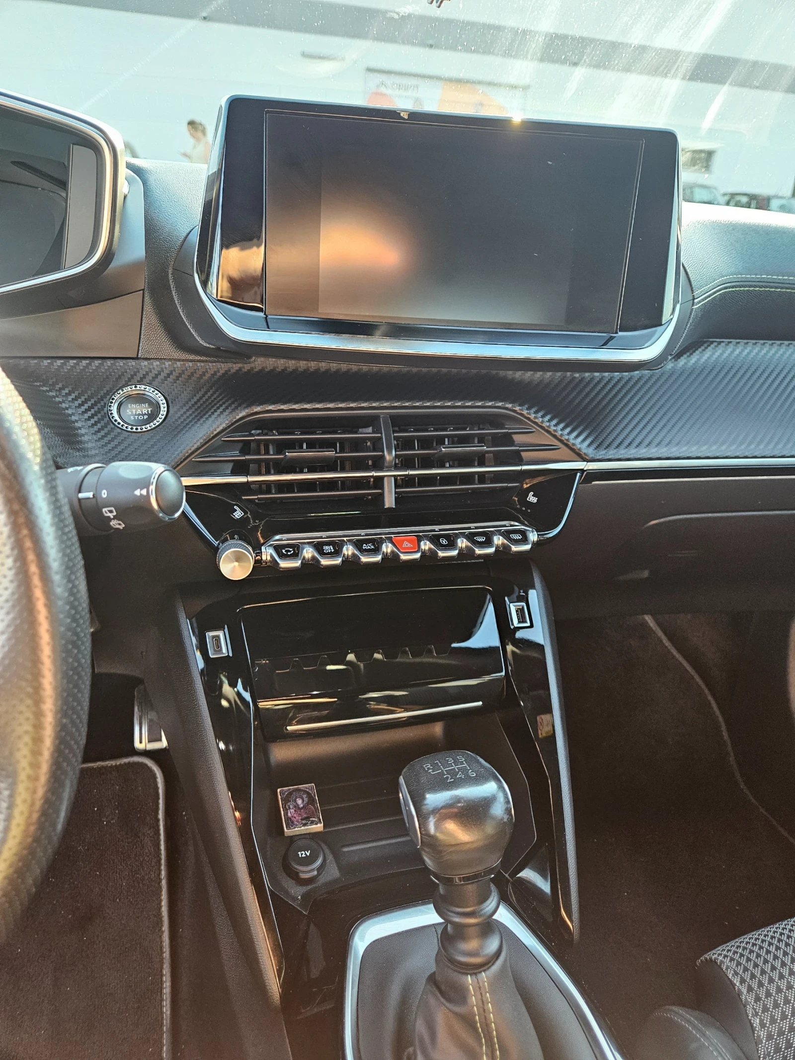 Peugeot 2008 1.2 GT, снимка 10 - Автомобили и джипове - 54855413