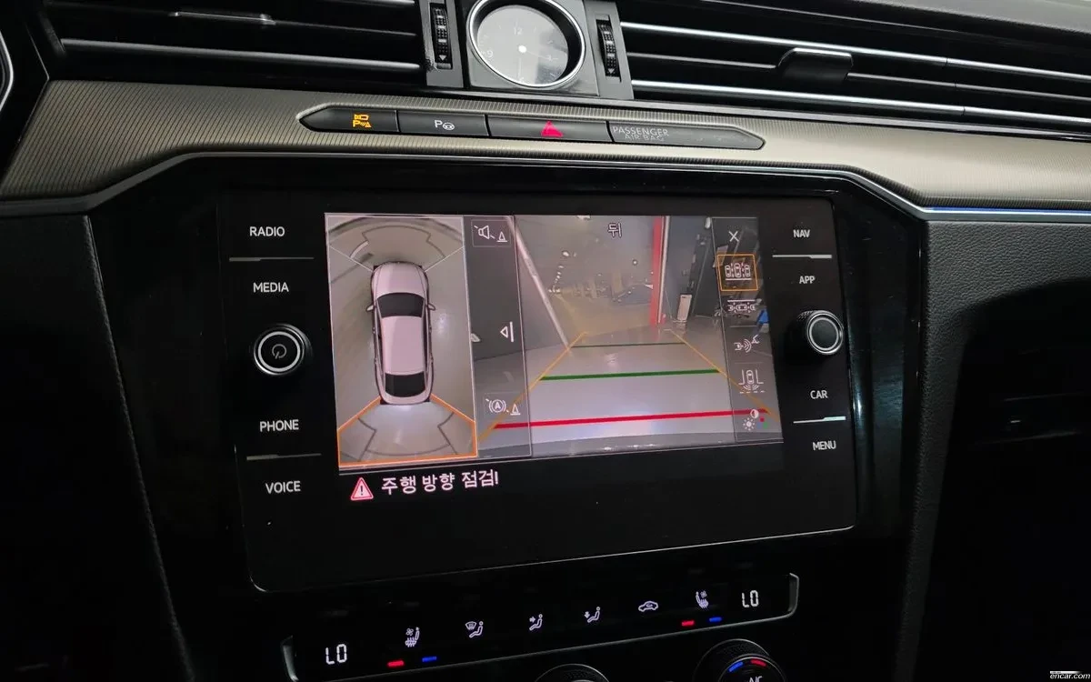 VW Arteon 2.0TDI PRESTIGE! NARDO-GREY, снимка 13 - Автомобили и джипове - 54965487