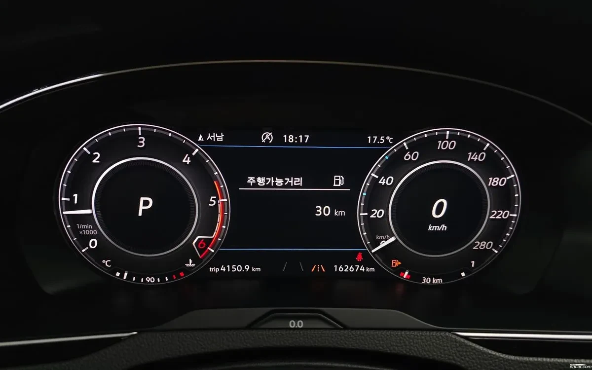 VW Arteon 2.0TDI PRESTIGE! NARDO-GREY, снимка 9 - Автомобили и джипове - 54965487