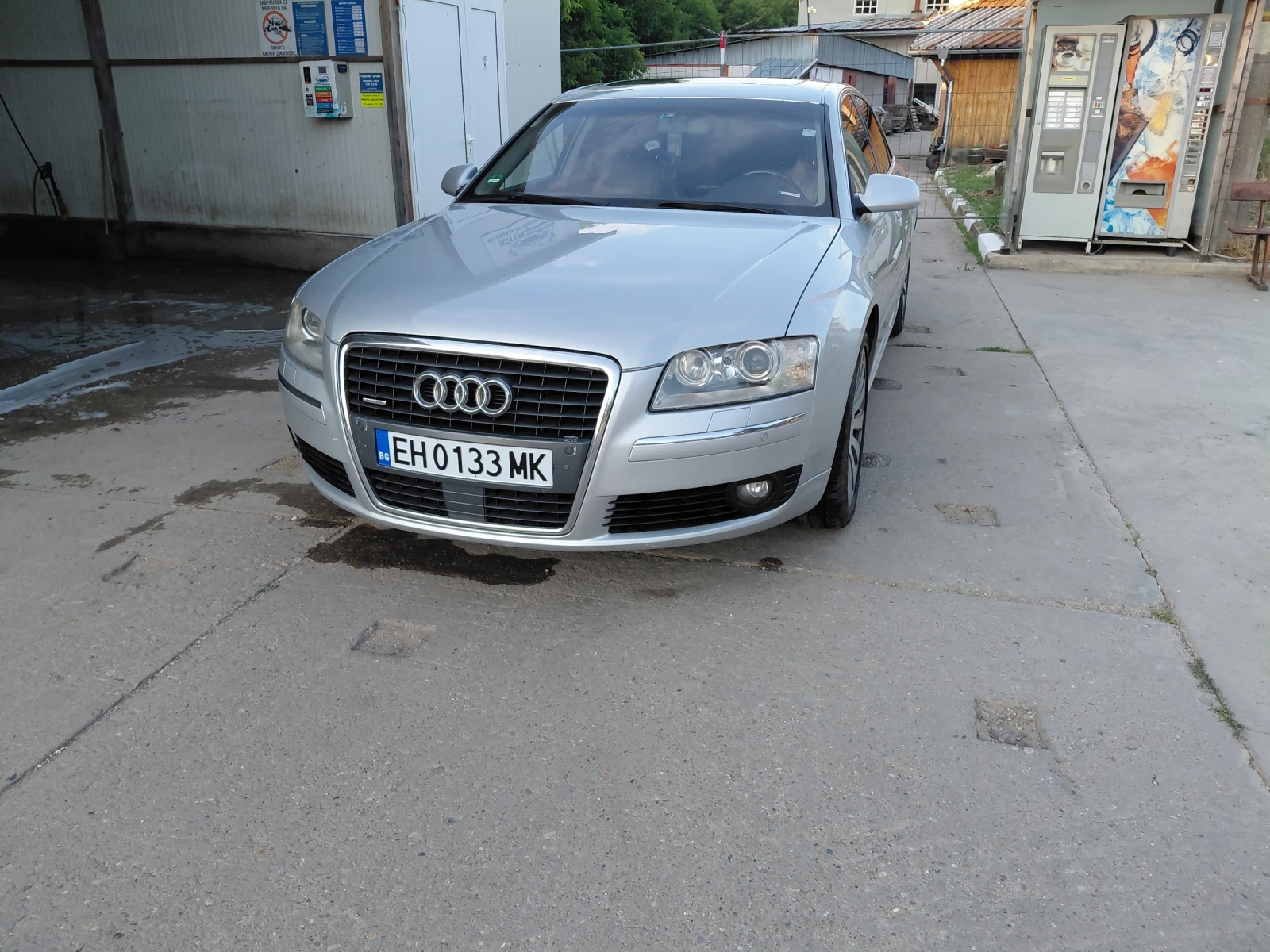 Audi A8 4200, снимка 2 - Автомобили и джипове - 55305205