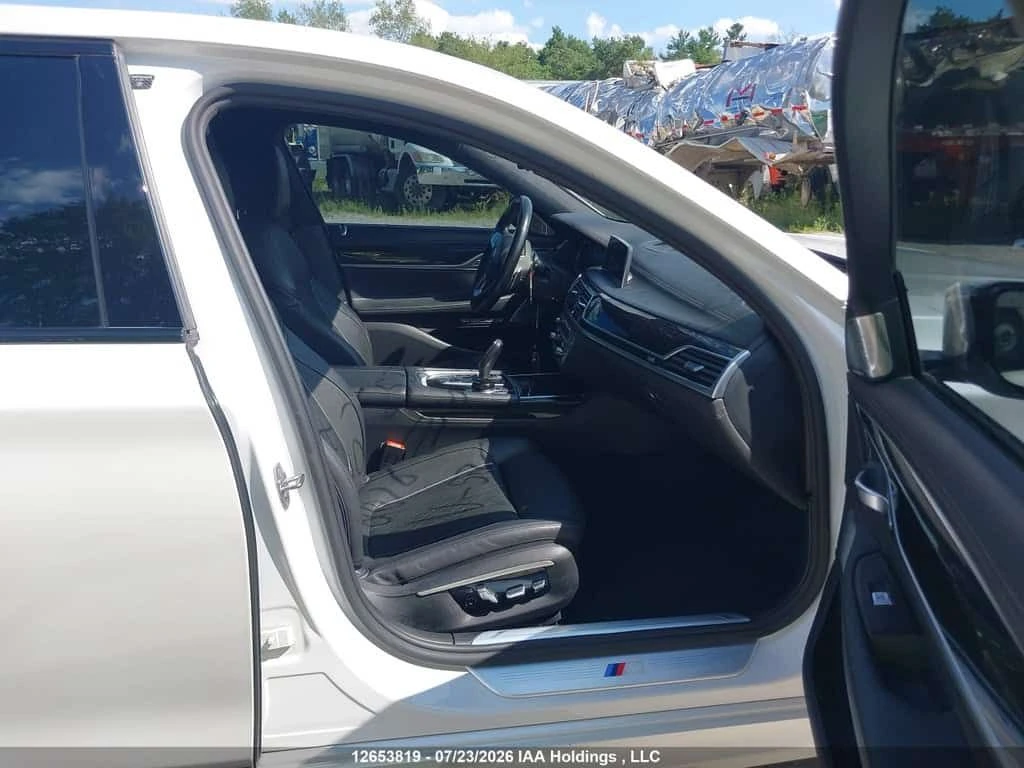 BMW 750 * XI * ТЕЛЕВИЗОРИ * Bowers & Wilkins * , снимка 5 - Автомобили и джипове - 55485968