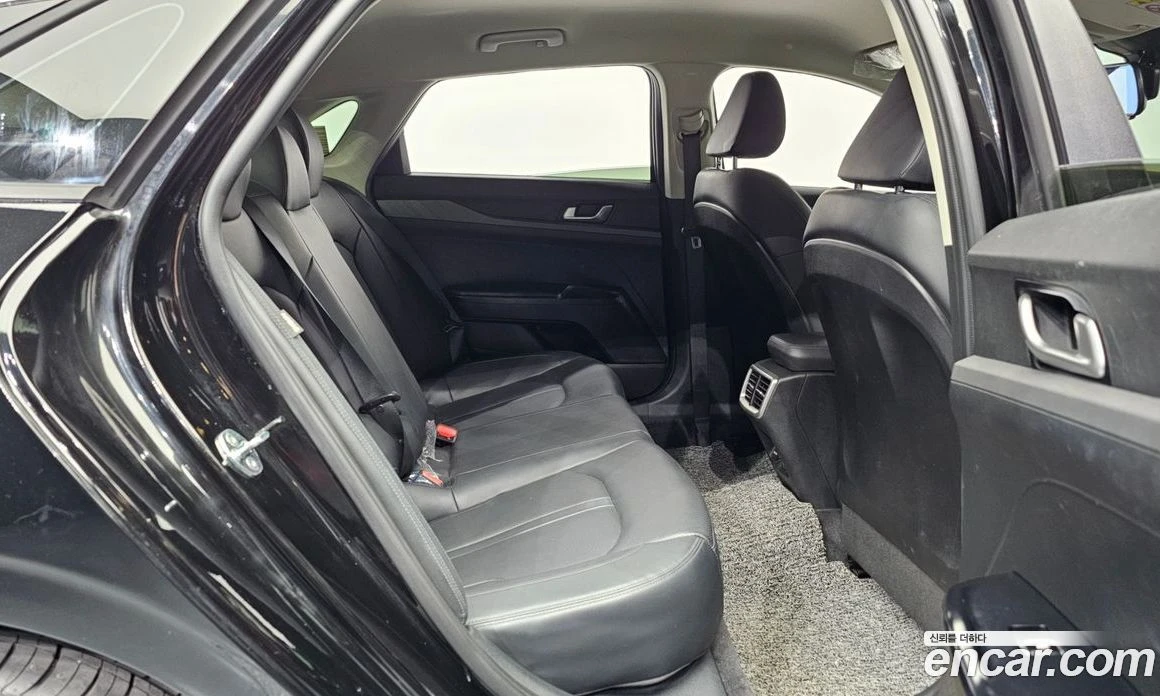 Kia K5 2.0 Trendy, снимка 12 - Автомобили и джипове - 55669028
