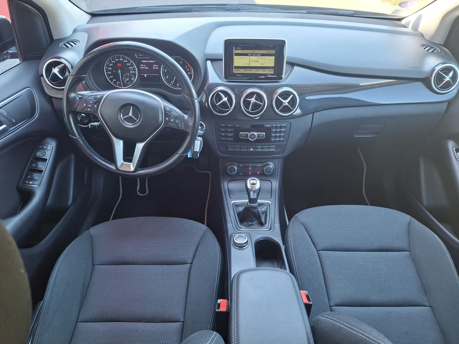 Mercedes-Benz B 180 1.6 бензин ТОП , снимка 13 - Автомобили и джипове - 55688190