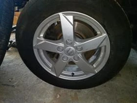 Audi Q3 2.0TDI 177к.с S-line Quattro , снимка 3