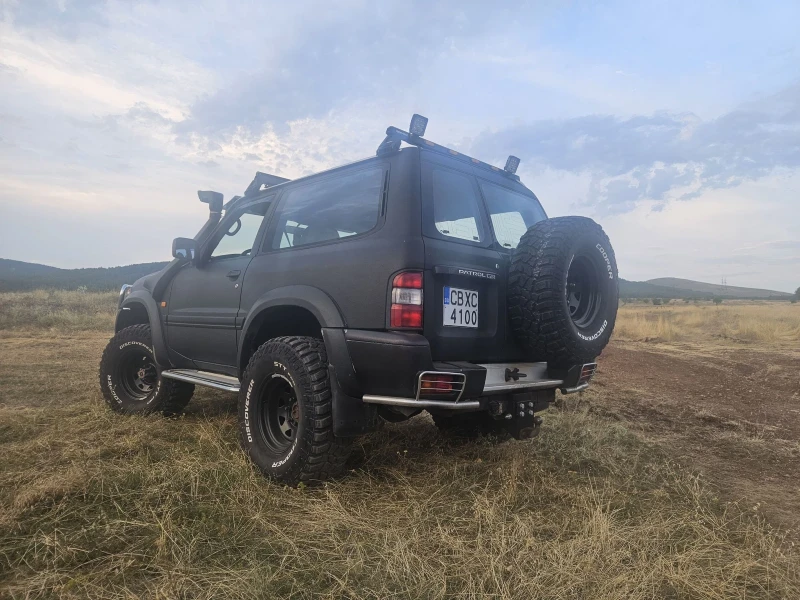 Nissan Patrol 2.8 Y61 Raptor боя, снимка 3 - Автомобили и джипове - 47554071