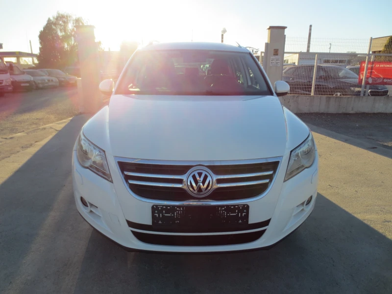 VW Tiguan 2.0 TDI , снимка 2 - Автомобили и джипове - 47880978