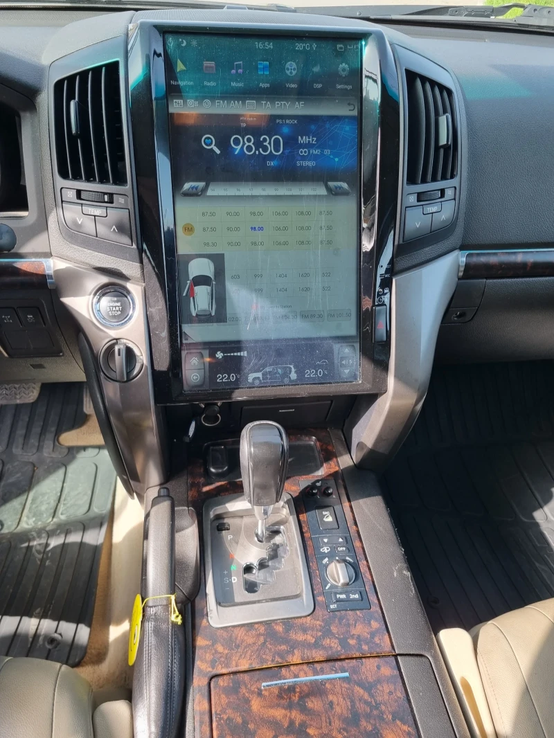 Toyota Land cruiser J200 4, 500TDI V8 EURO5B , снимка 10 - Автомобили и джипове - 49922010