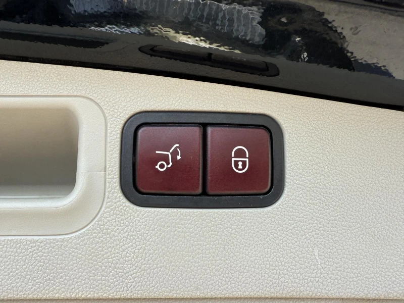 Mercedes-Benz ML 320 CDI EURO4 , снимка 15 - Автомобили и джипове - 51611622