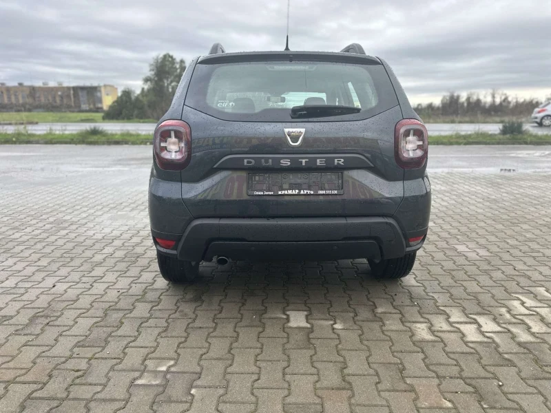 Dacia Duster 1.5 dCi, снимка 4 - Автомобили и джипове - 52670961