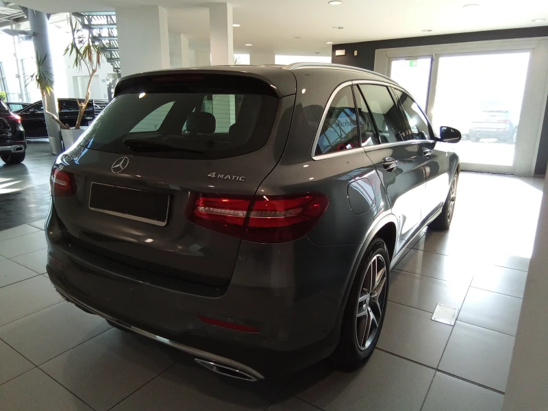 Mercedes-Benz GLC 250 d 4MATIC AMG PREMIUM , снимка 4 - Автомобили и джипове - 52859495