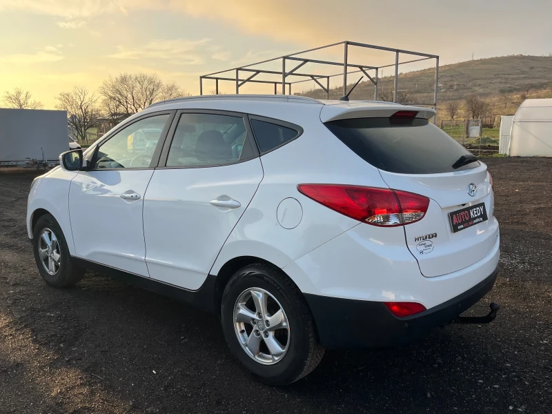 Hyundai IX35 2.0CRDI 4WD Platinum , снимка 4 - Автомобили и джипове - 52907213