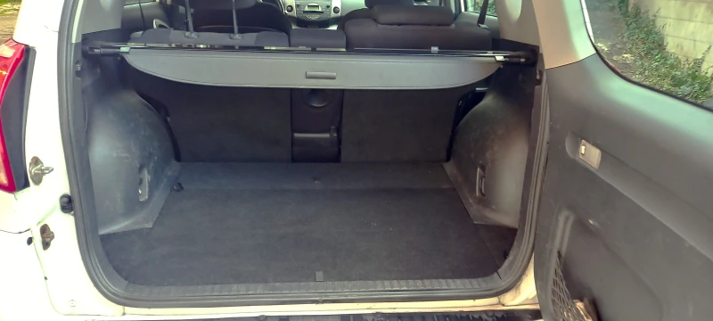 Toyota Rav4, снимка 7 - Автомобили и джипове - 53514949