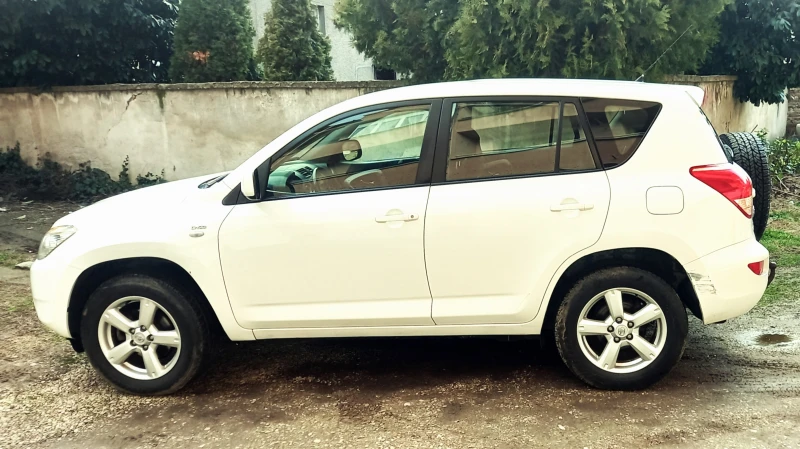 Toyota Rav4, снимка 3 - Автомобили и джипове - 53514949