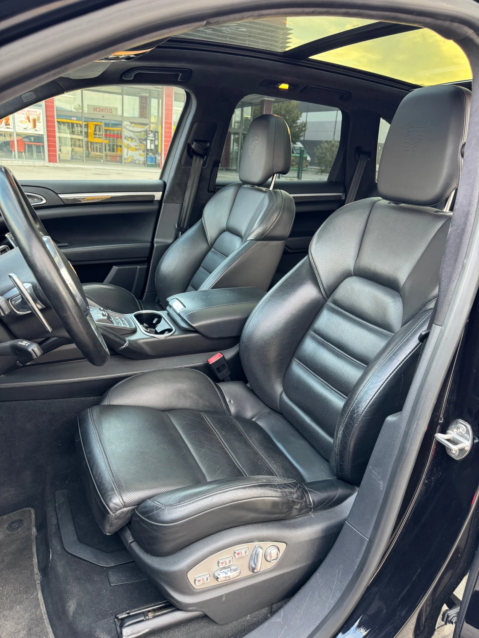 Porsche Cayenne TURBO S, CARBON, BURMESTER, CHRONO SPORT - изображение 9