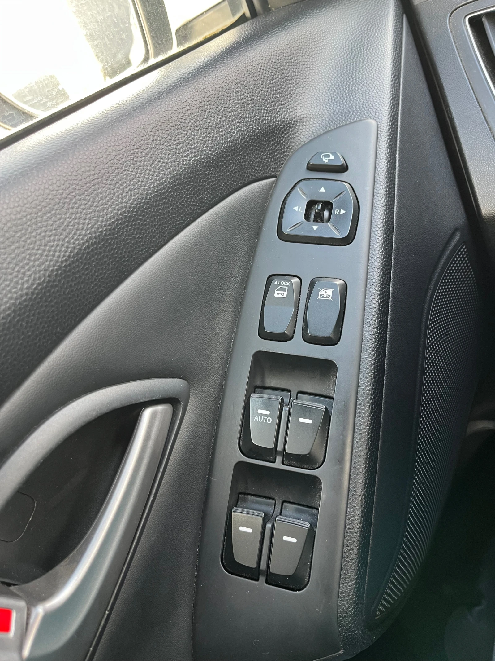 Hyundai IX35 2.0CRDI 4WD Platinum  | Mobile.bg � ����������� 9