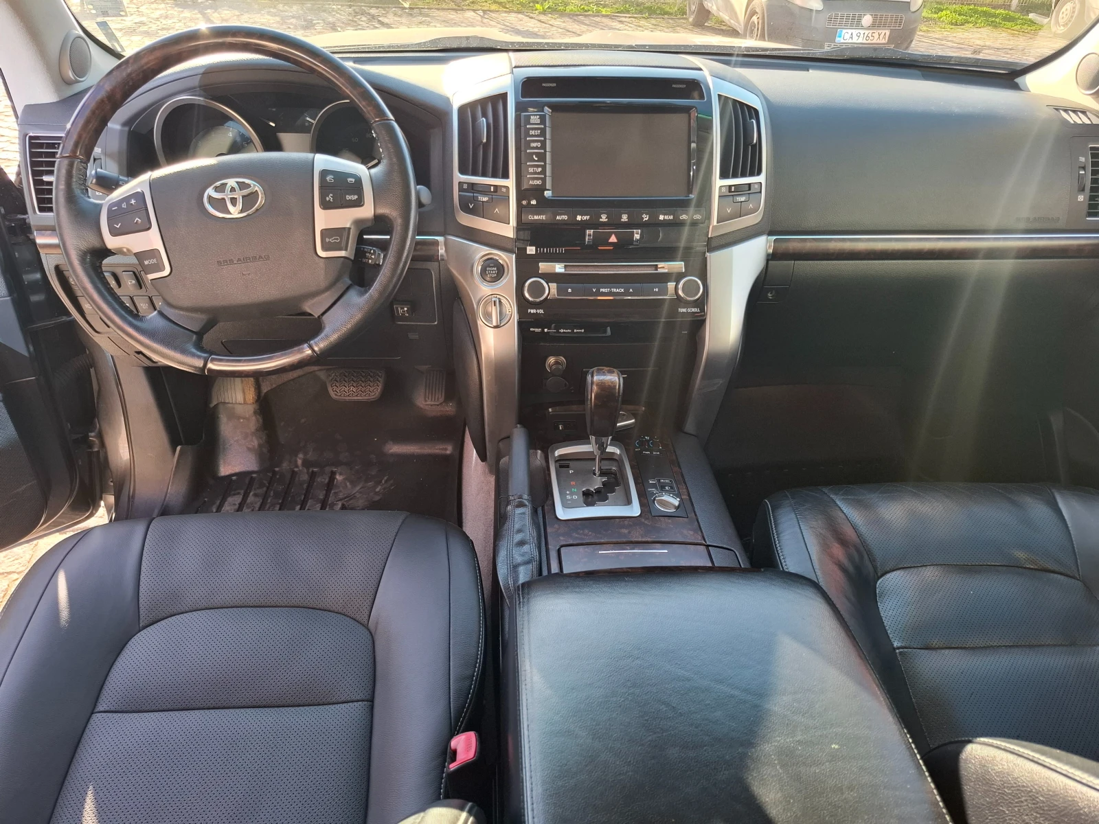 Toyota Land cruiser LC200-V8-5, 7-ГАЗ-4х4, снимка 10 - Автомобили и джипове - 54176066