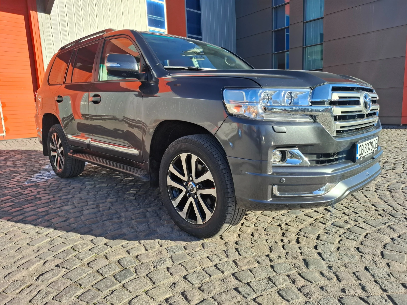 Toyota Land cruiser LC200-V8-5, 7-ГАЗ-4х4 | Auto.bg — изображение 1