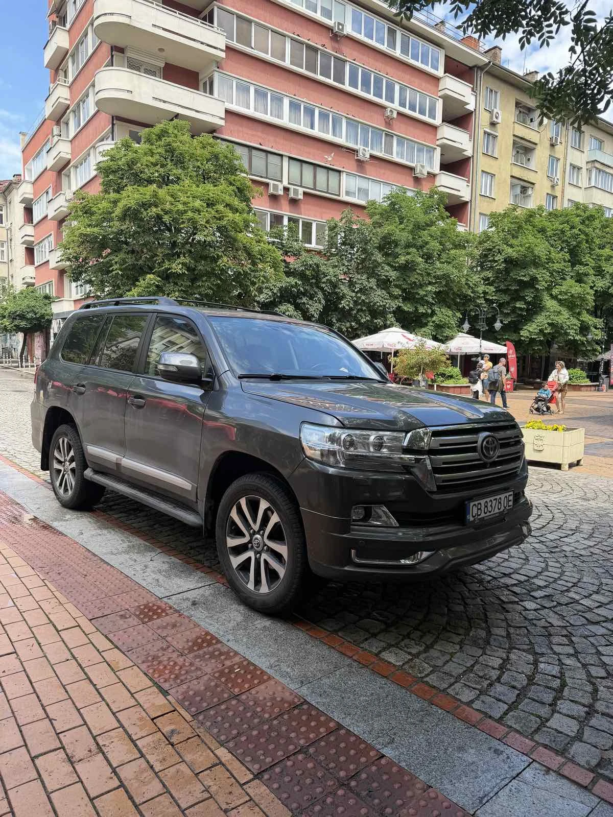 Toyota Land cruiser LC200-V8-5.7- Bi Fuel