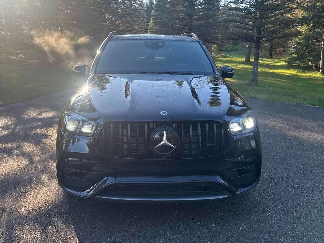 Mercedes-Benz GLE 63 S AMG 4MATIC * МАСАЖИ* ДИСТРОНИК* 360 КАМЕРА* ОБДУХВАНЕ*, снимка 2 - Автомобили и джипове - 54467643