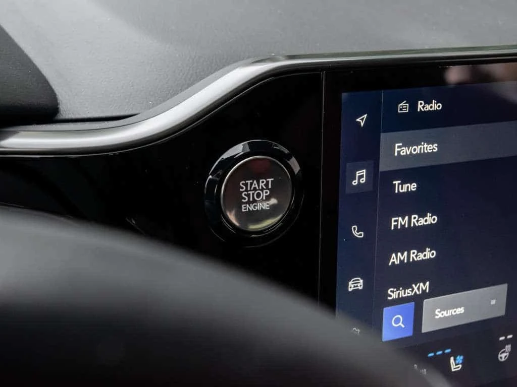 Lexus NX 350 F SPORT| RED INT| HUD| B.SPOT| BACKUP| ROOF| , снимка 12 - Автомобили и джипове - 56248467