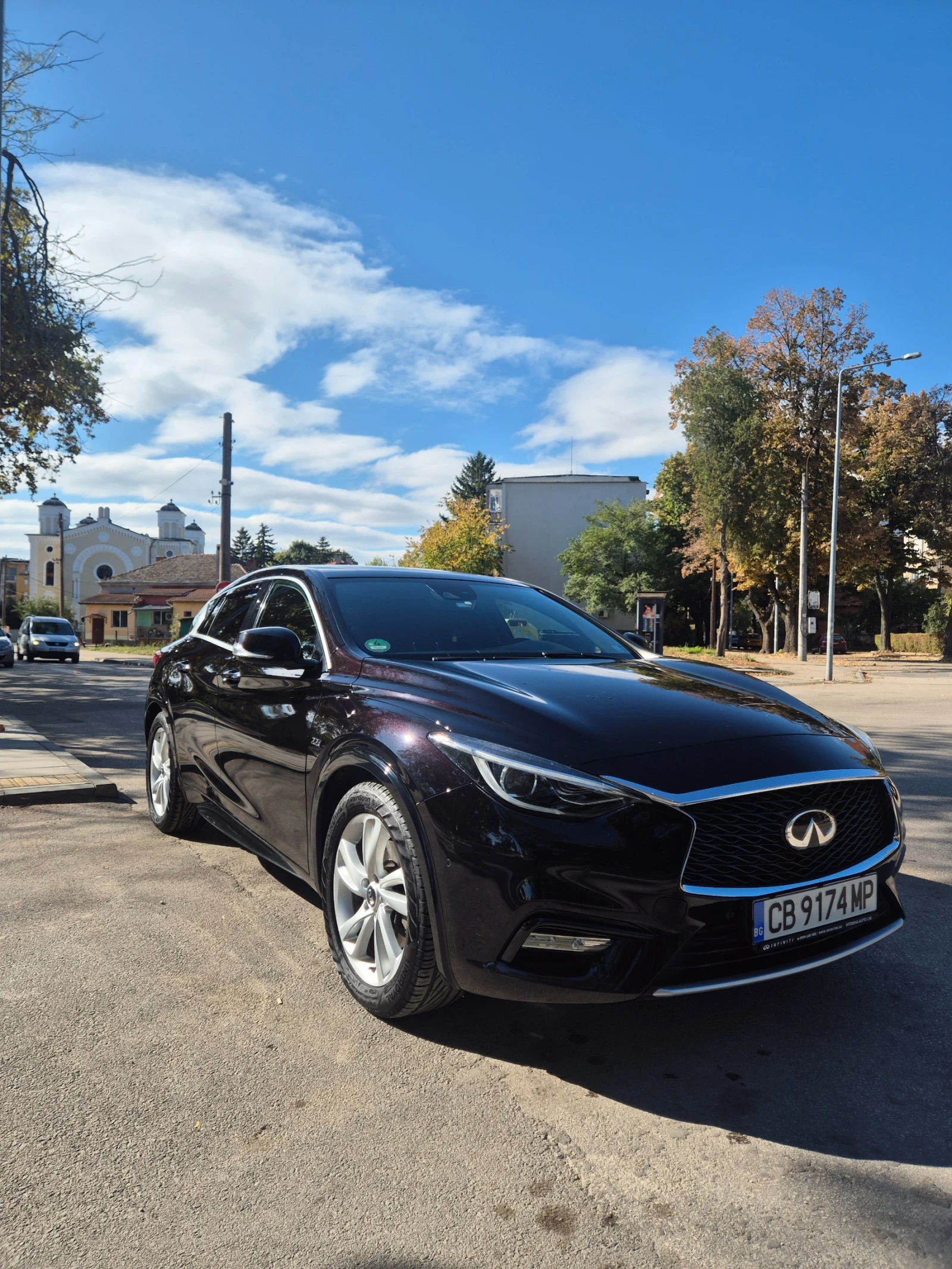 Infiniti Q30 2.2D AWD