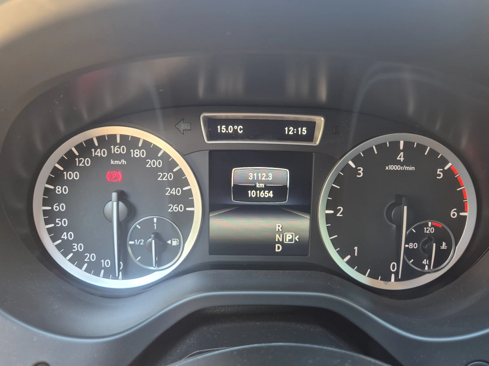 Infiniti Q30 2.2D AWD, снимка 12 - Автомобили и джипове - 56551187