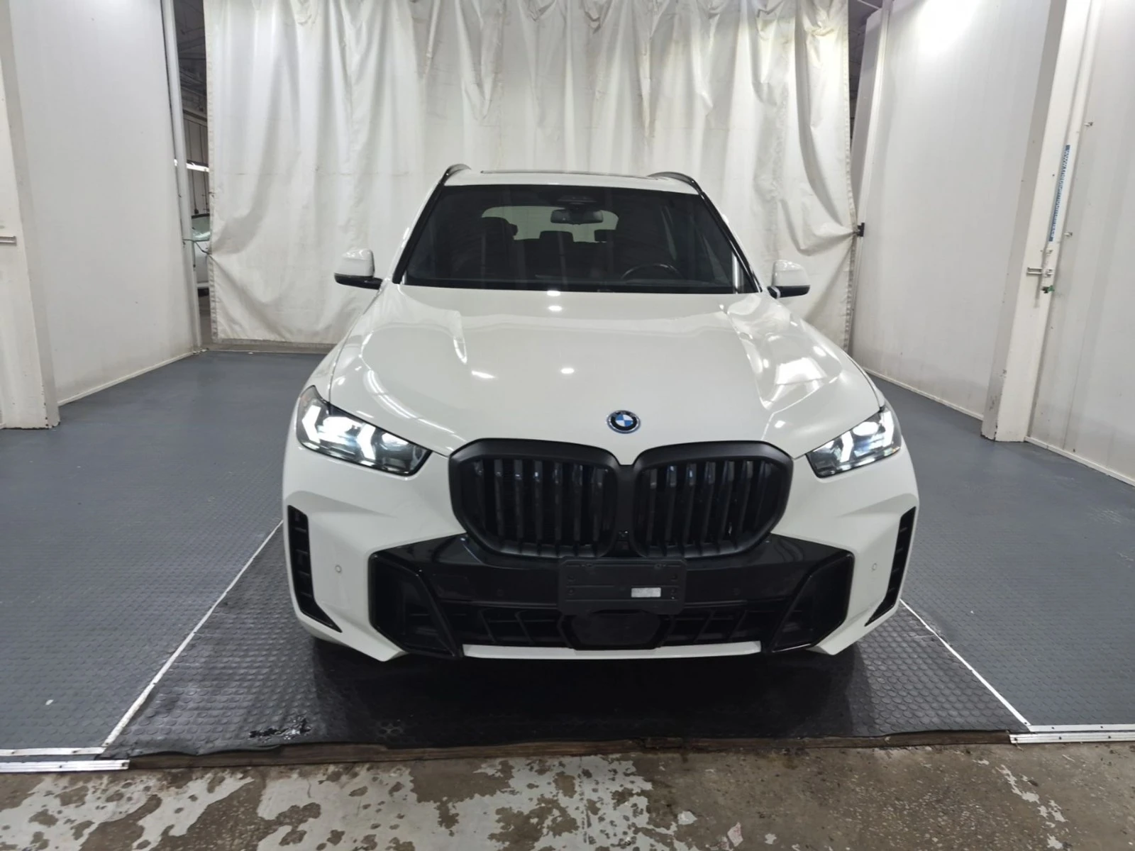 BMW X5 Plug-in Hybrid Xdrive50e, снимка 2 - Автомобили и джипове - 56567129