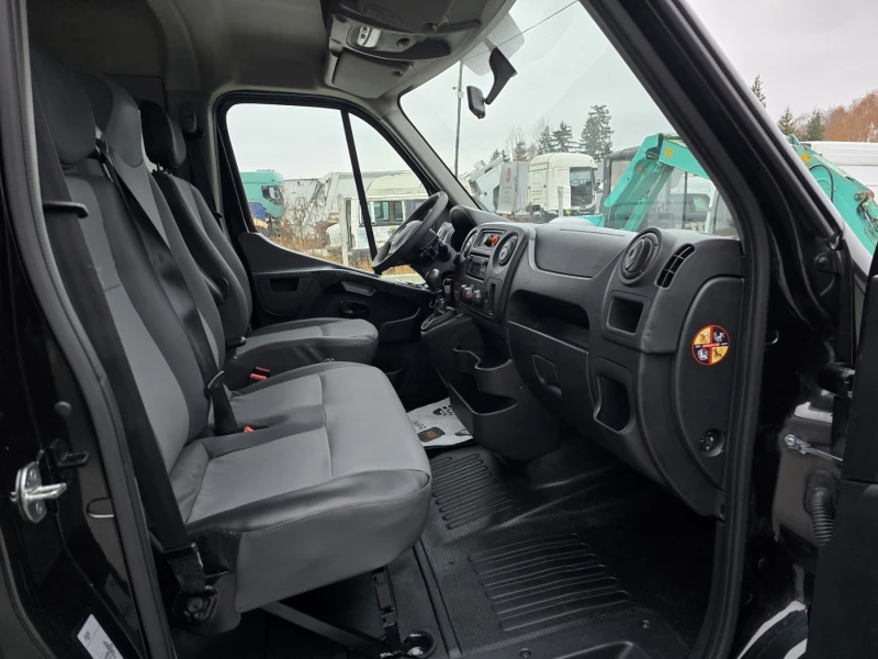 Renault Master 2.3dci-165кс-9места, снимка 9 - Бусове и автобуси - 47972576