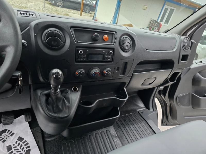 Renault Master 2.3dci-165кс-9места, снимка 12 - Бусове и автобуси - 47972576